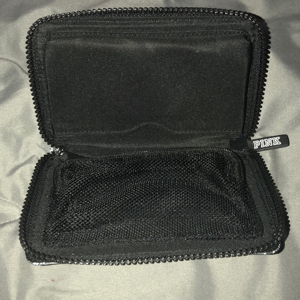 Pink®️ Wallet - Picture 2 of 3